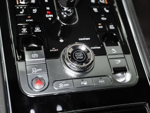 Used 2020 Bentley Continental GT image 38