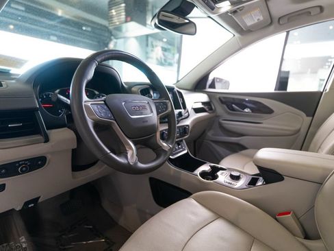 Used 2019 GMC Terrain Denali w/ Advanced Safety Package AWD/4WD image 4