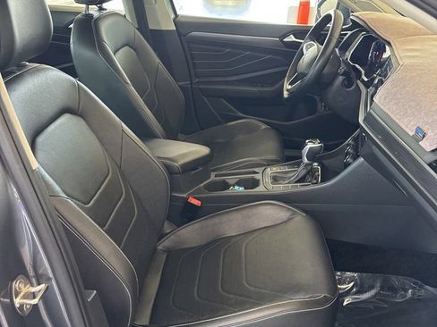 Certified 2022 Volkswagen Jetta SEL FWD image 8