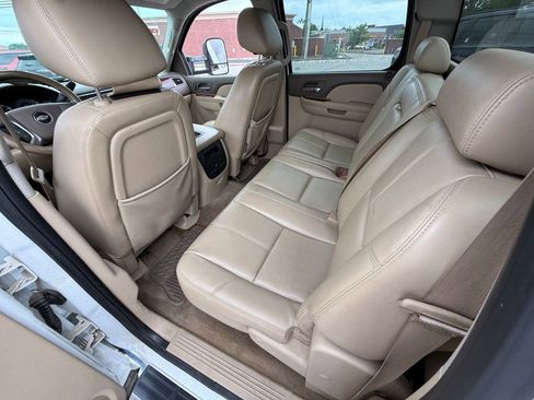 Used 2012 Chevrolet Silverado 2500 LTZ w/ LTZ Plus Package AWD/4WD image 18