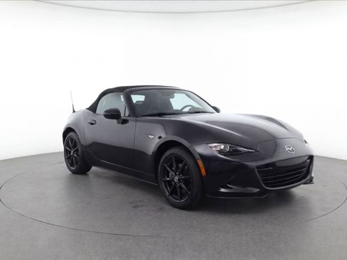 Used 2024 MAZDA MX-5 Miata Sport RWD image 2