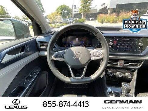Used 2024 Volkswagen Taos SE FWD image 15