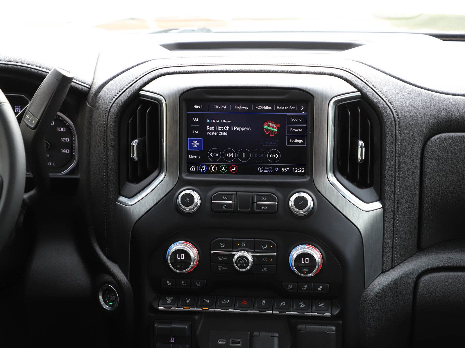 Used 2023 GMC Sierra 3500 Denali w/ Denali Black Diamond Edition AWD/4WD image 15