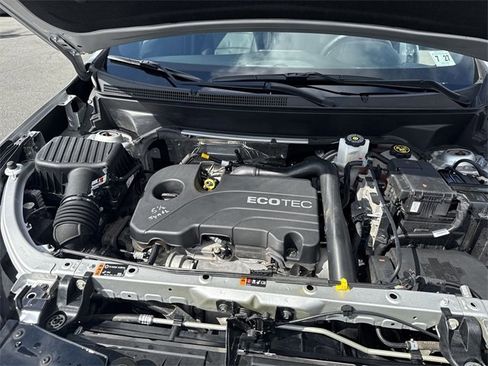 Used 2022 Chevrolet Equinox RS w/ RS Leather Package image 30