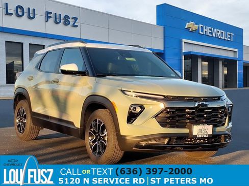 Used 2025 Chevrolet TrailBlazer ACTIV w/ Convenience Package image 1