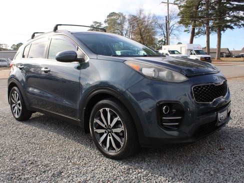 Used 2017 Kia Sportage EX image 5