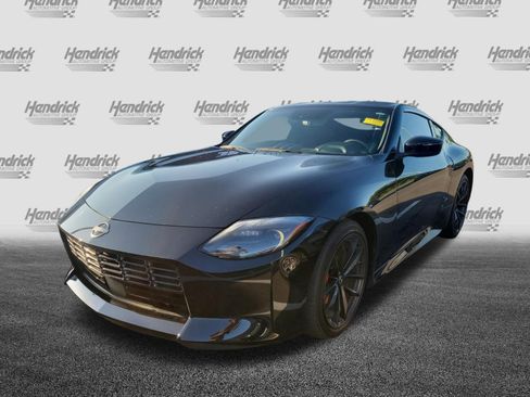 Used 2024 Nissan Z Performance w/ Floor Mat Package RWD image 4