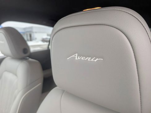 Certified 2025 Buick Envista Avenir image 12