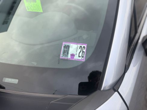 Used 2022 Toyota GR86 Base image 4