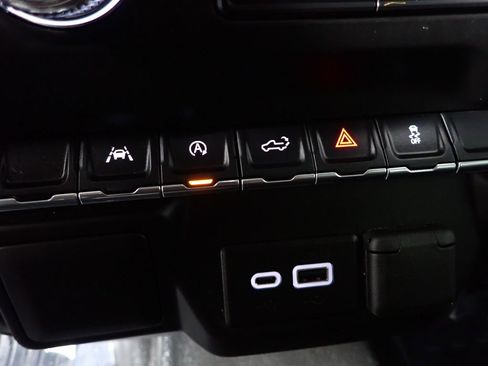 Used 2023 GMC Sierra 1500 Pro w/ Pro Value Package image 29