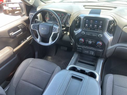 Certified 2021 Chevrolet Silverado 1500 LT Trail Boss w/ LPO, Dark Essentials Package AWD/4WD image 15