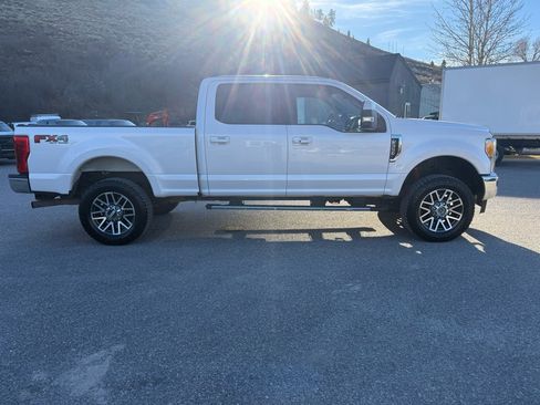 Used 2017 Ford F350 Lariat w/ Lariat Ultimate Package image 6