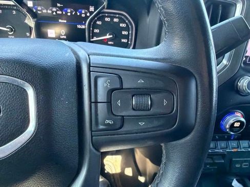 Used 2022 GMC Sierra 3500 Denali w/ Denali Black Diamond Edition AWD/4WD image 23