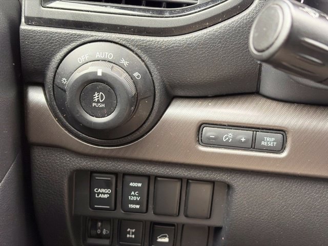 Used 2024 Nissan Titan PRO-4X w/ Pro-4x Utility Package AWD/4WD image 30