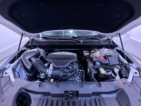 Used 2022 Chevrolet Blazer Premier image 11