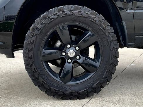 Used 2013 RAM 1500 Express AWD/4WD image 9