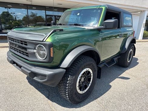 Used 2022 Ford Bronco 2-Door w/ Sasquatch Package AWD/4WD image 6