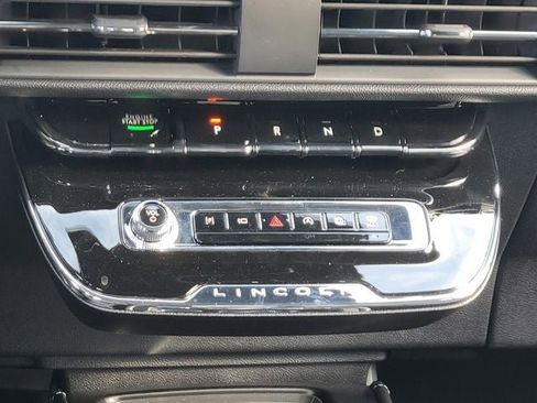 New 2026 Lincoln Corsair Premiere image 27