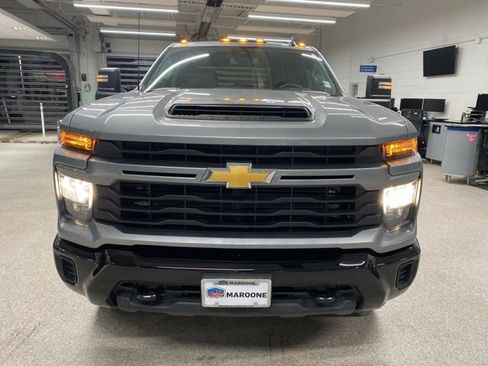 Certified 2024 Chevrolet Silverado 2500 Custom w/ Custom Value Package image 2
