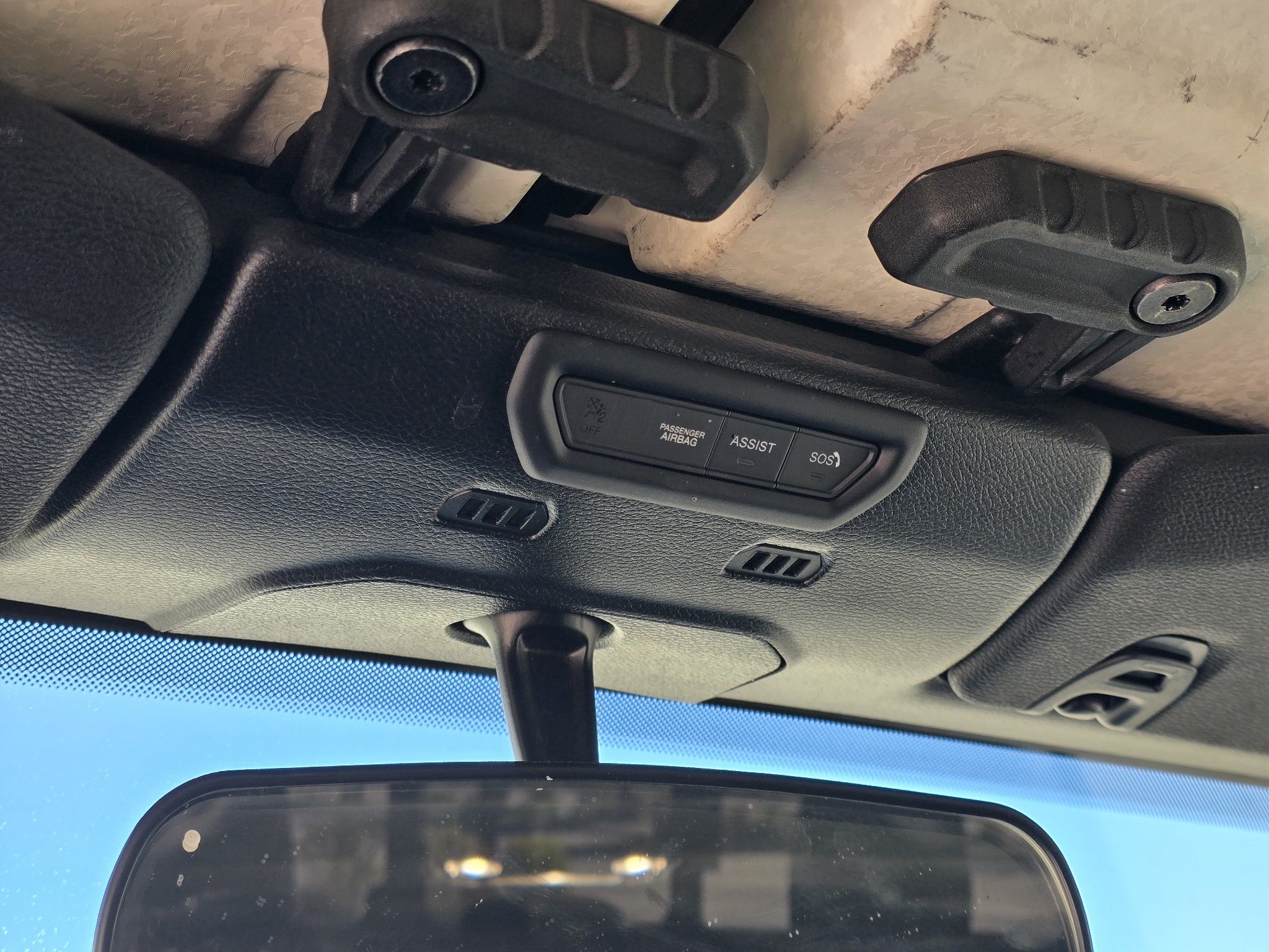 Used 2023 Jeep Gladiator Sport AWD/4WD image 25