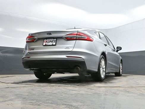 Used 2020 Ford Fusion SE image 48