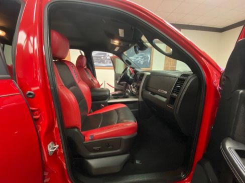 Used 2018 RAM 1500 Rebel w/ Luxury Group image 16