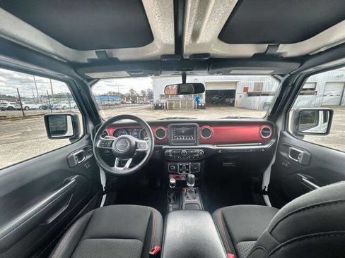 Used 2019 Jeep Wrangler Unlimited Rubicon w/ Safety Group image 19