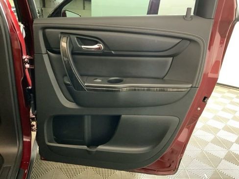 Used 2016 GMC Acadia SLT image 30