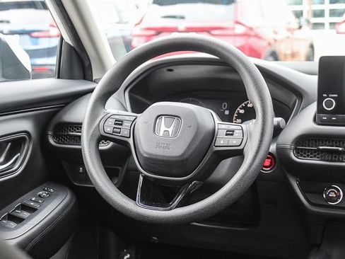 Used 2024 Honda HR-V LX image 21