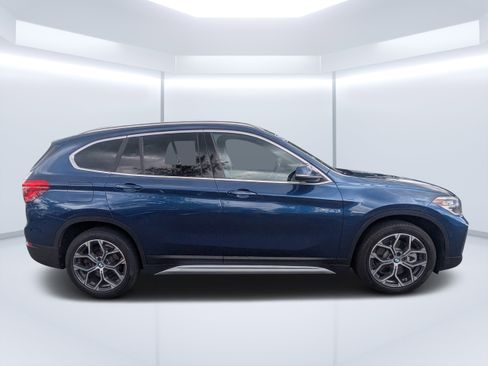 Used 2021 BMW X1 sDrive28i w/ Convenience Package FWD image 2