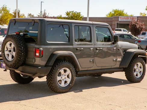 Used 2021 Jeep Wrangler Unlimited Sport AWD/4WD image 5