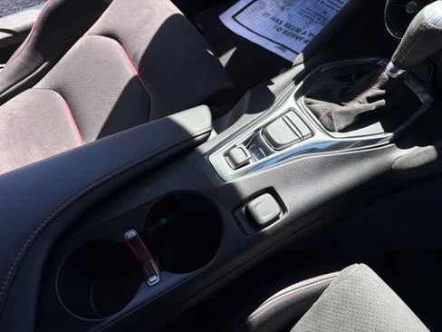 Used 2018 Chevrolet Camaro ZL1 RWD image 21