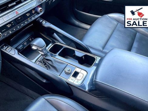 Used 2025 Kia Telluride S FWD image 16