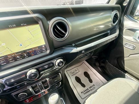 Used 2023 Jeep Wrangler Unlimited Rubicon 4xe w/ Steel Bumper Group image 24