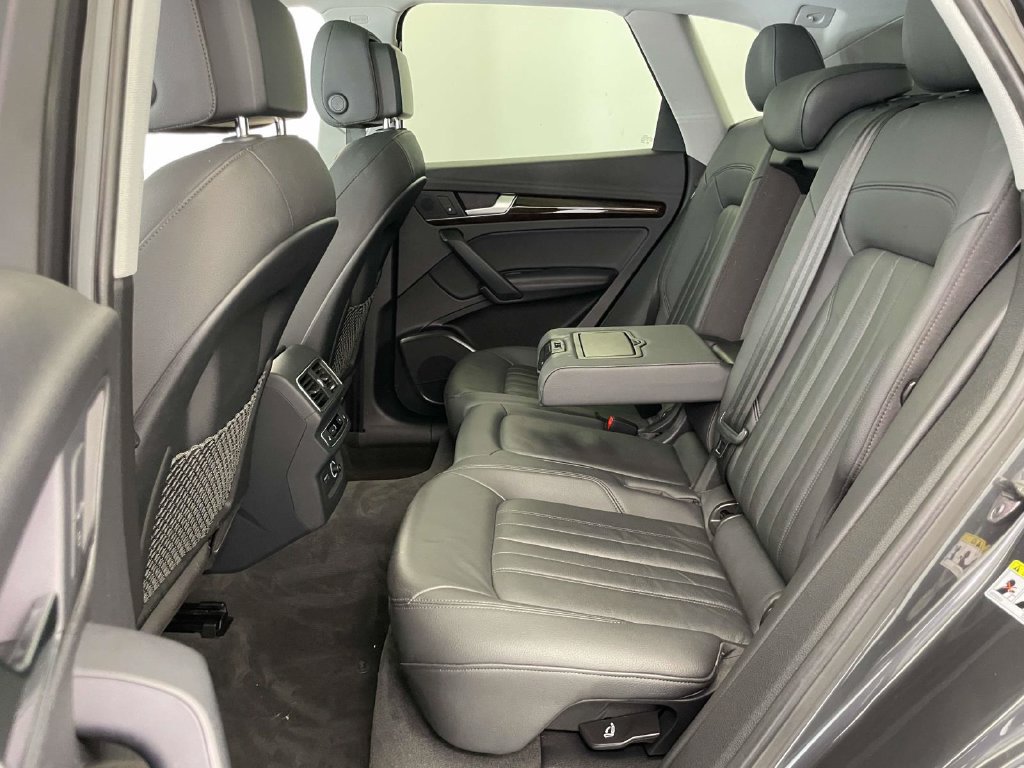 Used 2019 Audi Q5 2.0T Premium Plus w/ Premium Plus Package AWD/4WD image 19