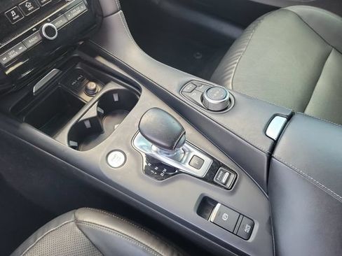 Used 2022 INFINITI QX50 Luxe w/ Appearance Package FWD image 23