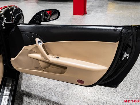 Used 2006 Chevrolet Corvette Convertible w/ Preferred Equipment Group image 26