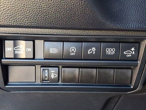 Used 2023 Toyota Tundra SR5 w/ SR5 Convenience Package AWD/4WD image 25
