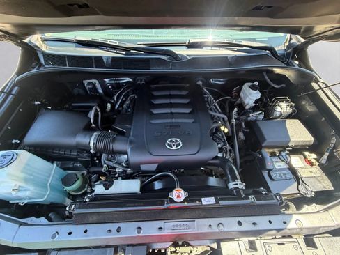 Used 2021 Toyota Tundra TRD Pro AWD/4WD image 38
