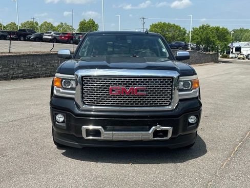 Used 2015 GMC Sierra 1500 Denali w/ Driver Alert Package AWD/4WD image 10