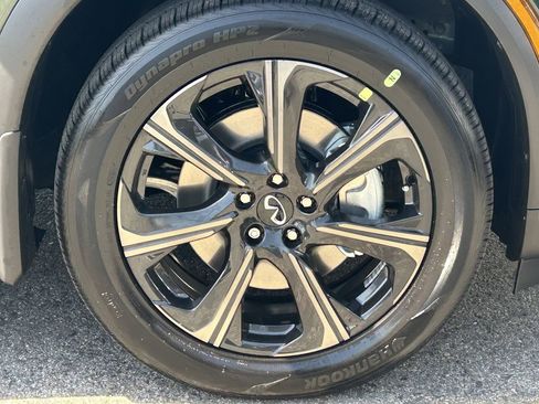 New 2026 INFINITI QX60 Autograph image 8