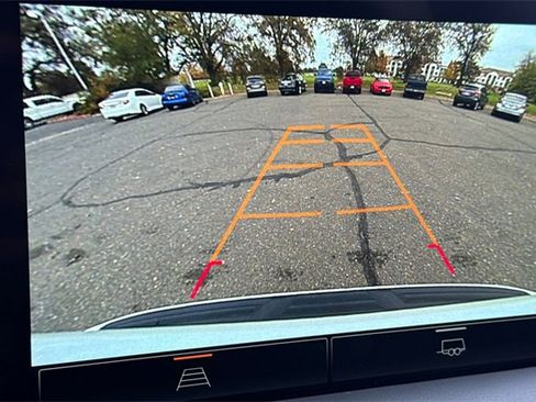 Used 2023 GMC Yukon XL AT4 image 28