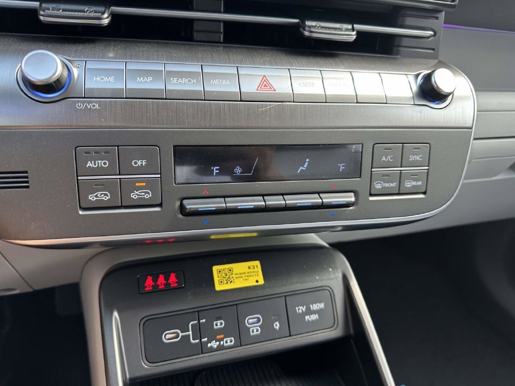 New 2026 Hyundai Kona SEL Premium AWD/4WD image 23