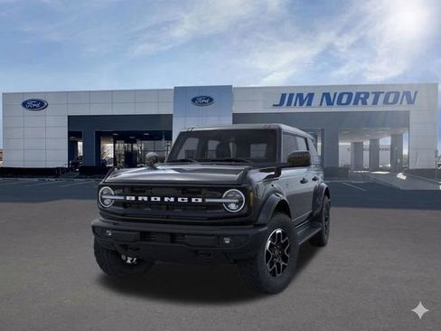 New 2026 Ford Bronco Outer Banks AWD/4WD image 3