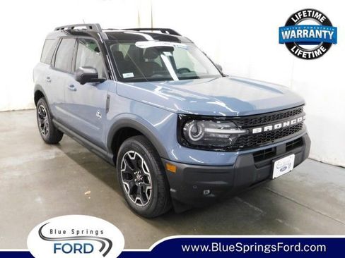 New 2025 Ford Bronco Sport Outer Banks w/ Outer Banks Tech Package+ image 1