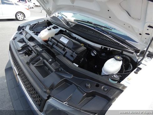 Used 2021 Chevrolet Express 2500 w/ Driver Convenience Package RWD image 8