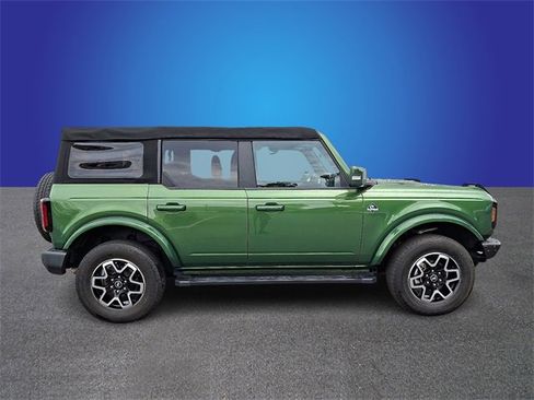 Certified 2022 Ford Bronco Outer Banks image 4