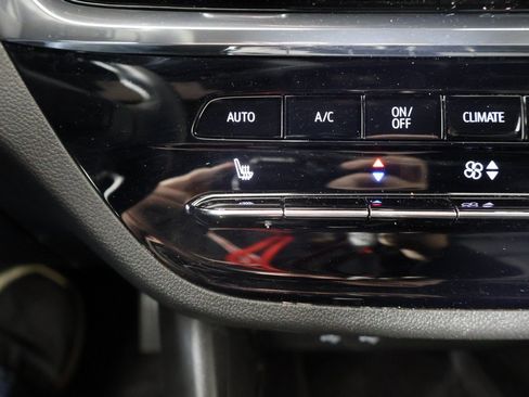 Used 2025 Buick Envista Avenir image 45