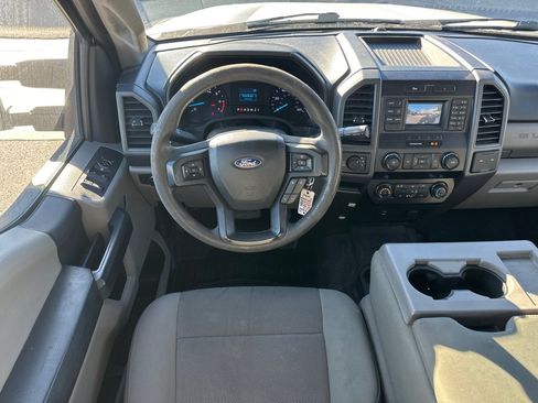 Used 2019 Ford F350 XL w/ Power Equipment Group image 11