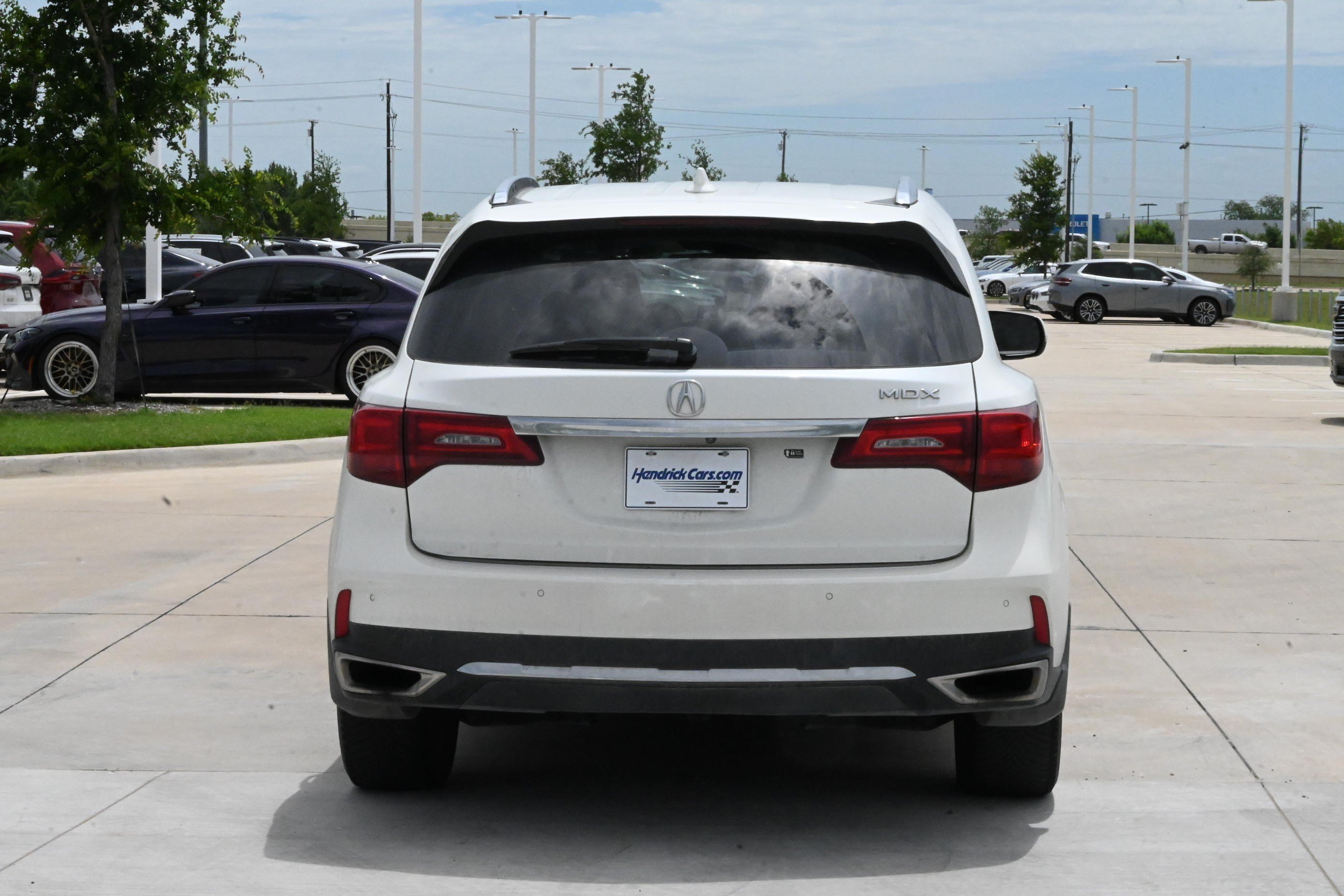 Used 2018 Acura MDX w/ Advance & Entertainment Pkg FWD image 8